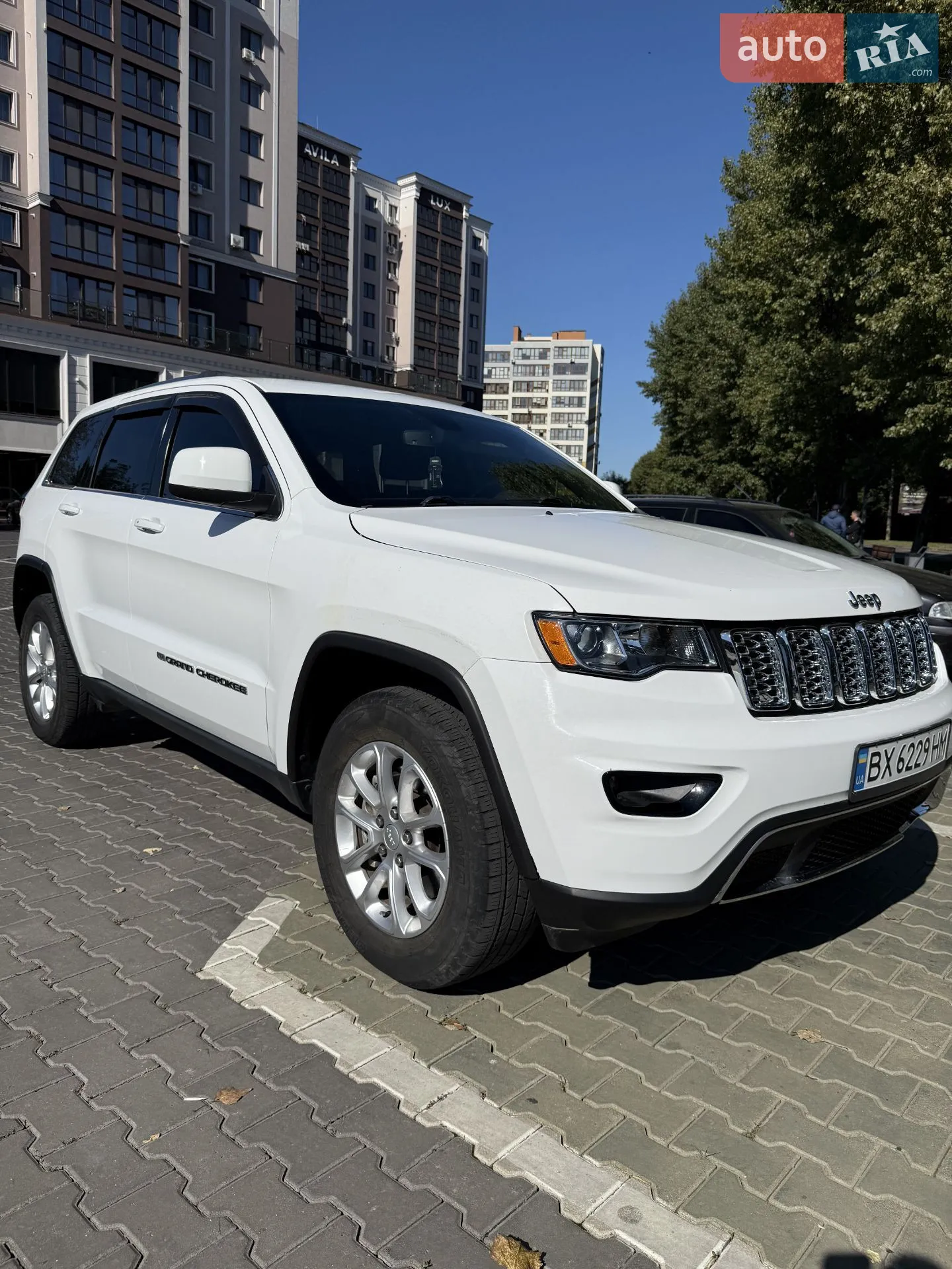 2022 Jeep Grand Cherokee - мініатюра 12