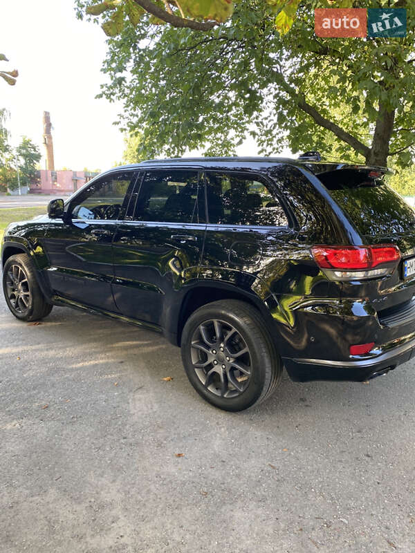 Внедорожник / Кроссовер Jeep Grand Cherokee 2019 в Киеве фото 3 Внедорожник / Кроссовер Jeep Grand Cherokee 2019 в Киеве