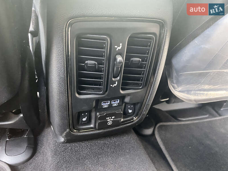 Внедорожник / Кроссовер Jeep Grand Cherokee 2019 в Киеве фото 21 Внедорожник / Кроссовер Jeep Grand Cherokee 2019 в Киеве