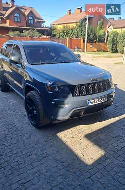 Внедорожник / Кроссовер Jeep Grand Cherokee 2017 в Сумах