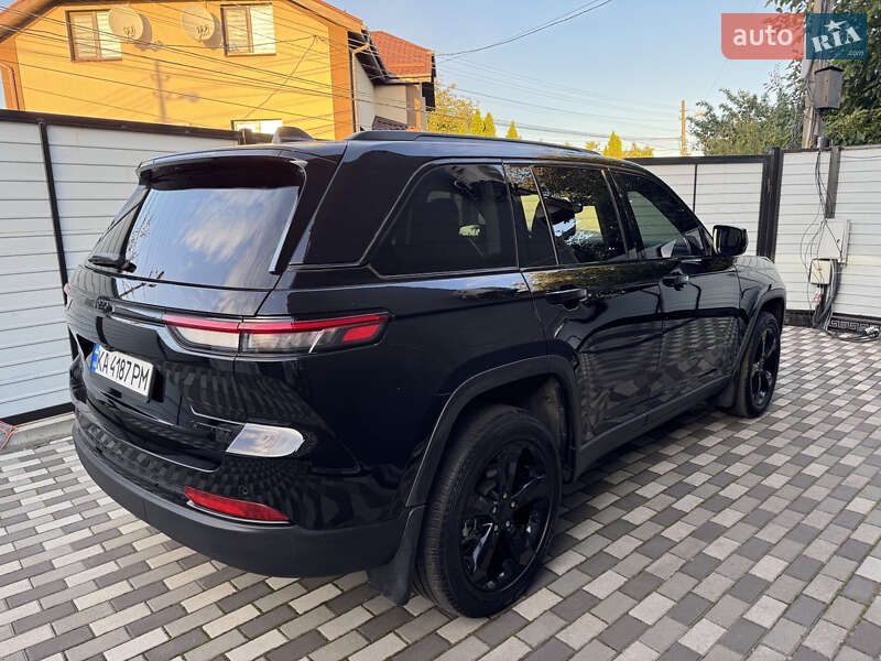 Внедорожник / Кроссовер Jeep Grand Cherokee 2022 в Киеве фото 5 Внедорожник / Кроссовер Jeep Grand Cherokee 2022 в Киеве