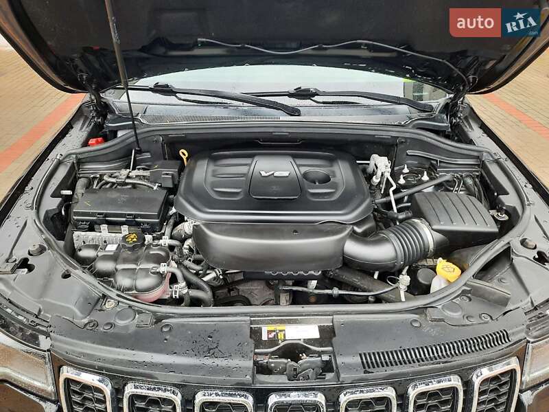 Внедорожник / Кроссовер Jeep Grand Cherokee 2018 в Киеве