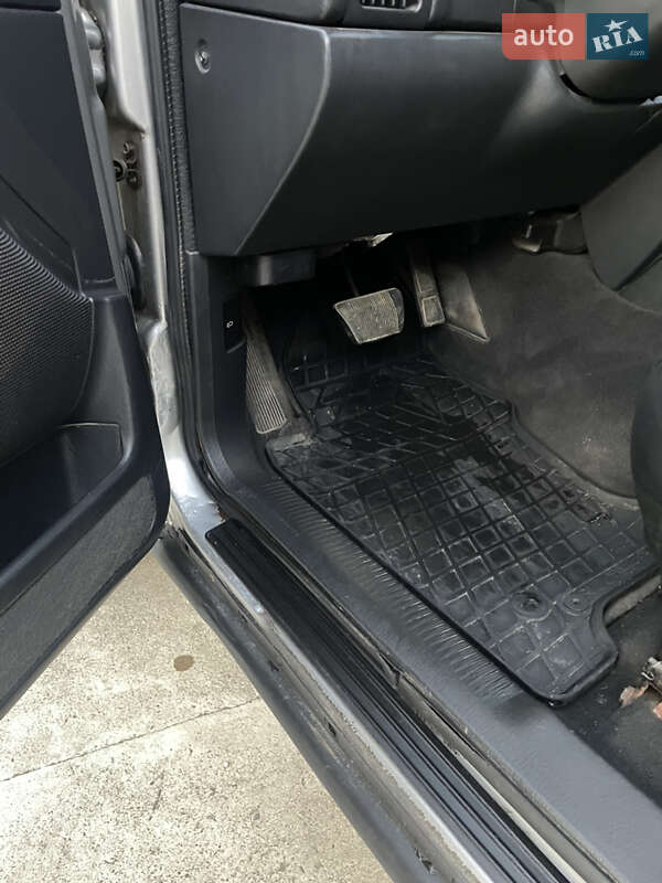 Внедорожник / Кроссовер Jeep Grand Cherokee 2002 в Тячеве