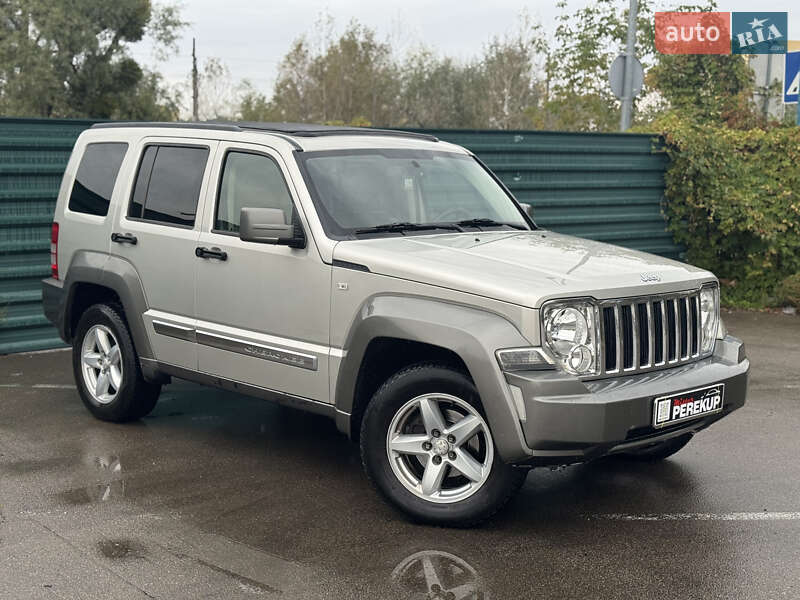 Внедорожник / Кроссовер Jeep Grand Cherokee 2008 в Киеве