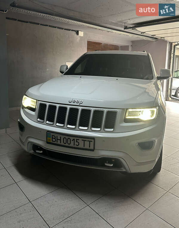 Внедорожник / Кроссовер Jeep Grand Cherokee 2013 в Киеве фото 8 Внедорожник / Кроссовер Jeep Grand Cherokee 2013 в Киеве
