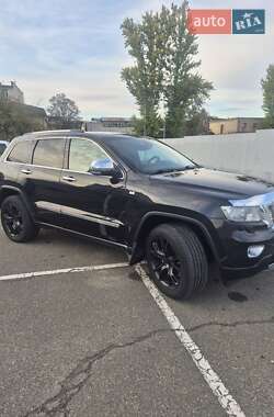 Позашляховик / Кросовер Jeep Grand Cherokee 2013 в Києві