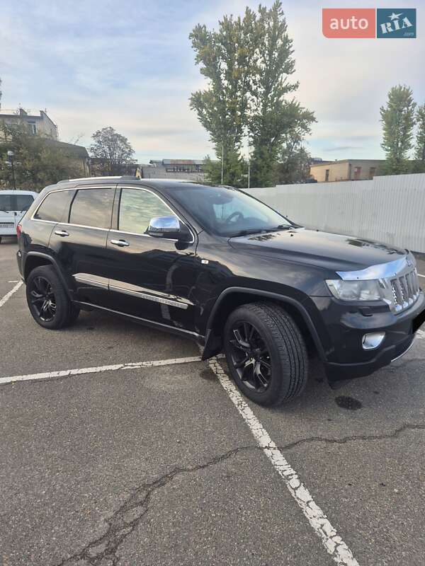 Jeep Grand Cherokee 2013 Jeep Grand Cherokee 2013