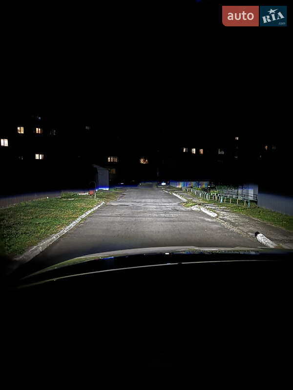 Внедорожник / Кроссовер Jeep Grand Cherokee 2016 в Березане