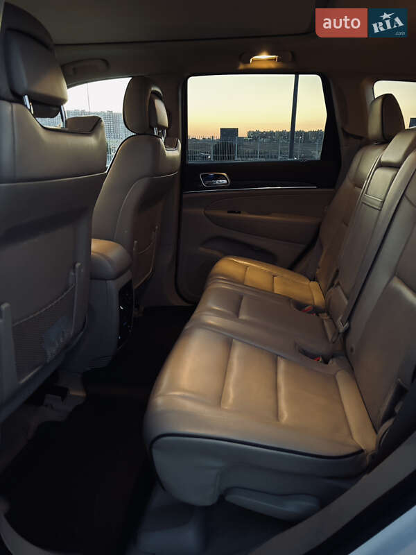 Внедорожник / Кроссовер Jeep Grand Cherokee 2014 в Одессе