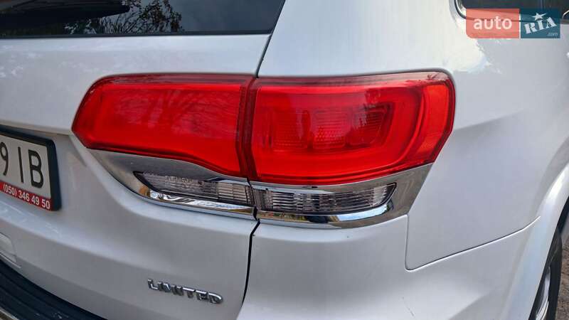 Внедорожник / Кроссовер Jeep Grand Cherokee 2015 в Полтаве