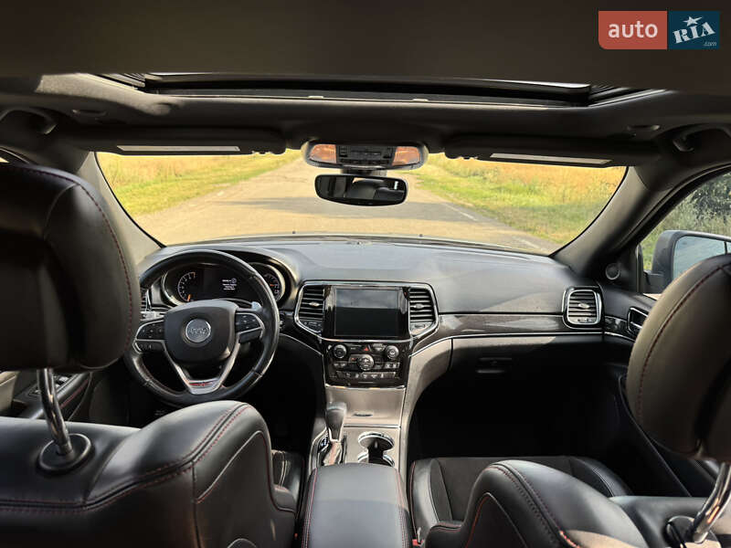 Внедорожник / Кроссовер Jeep Grand Cherokee 2020 в Киеве