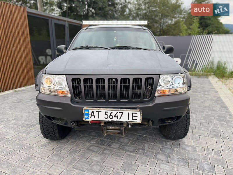 Внедорожник / Кроссовер Jeep Grand Cherokee 2000 в Косове