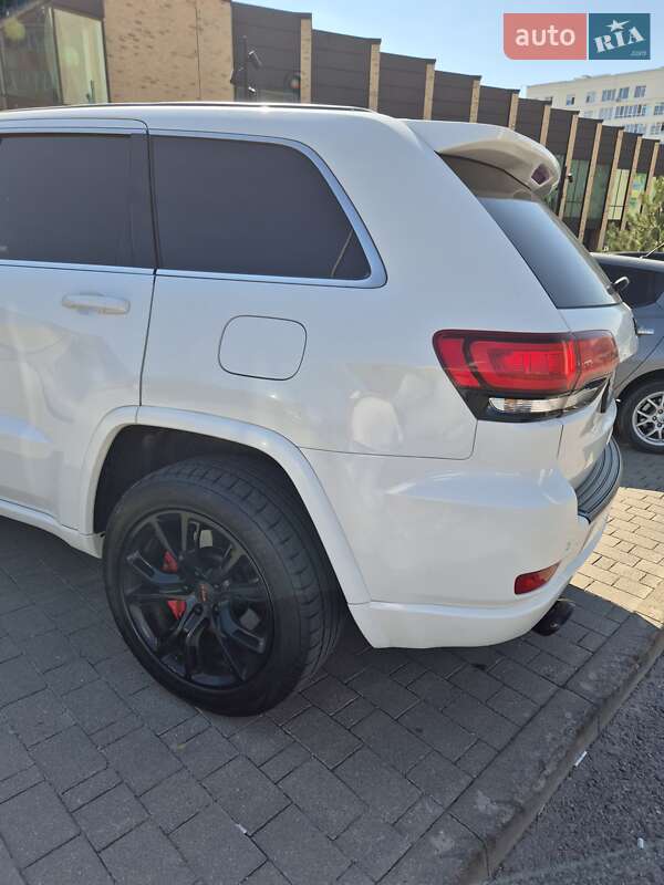 Внедорожник / Кроссовер Jeep Grand Cherokee 2015 в Хмельницком