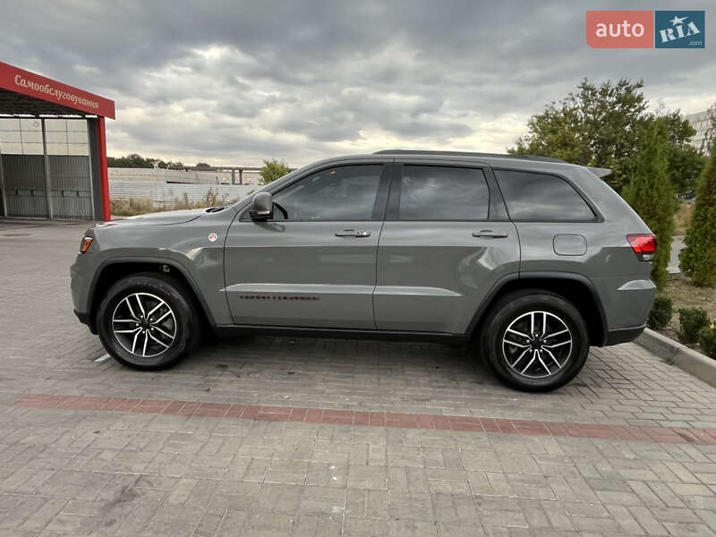 Внедорожник / Кроссовер Jeep Grand Cherokee 2019 в Черкассах фото 4 Внедорожник / Кроссовер Jeep Grand Cherokee 2019 в Черкассах