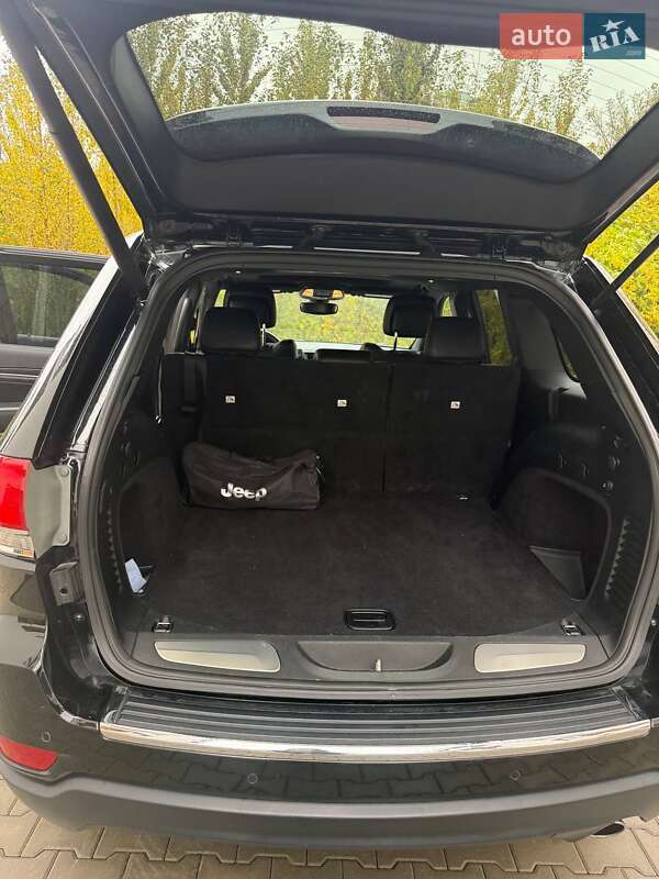 Внедорожник / Кроссовер Jeep Grand Cherokee 2017 в Виннице