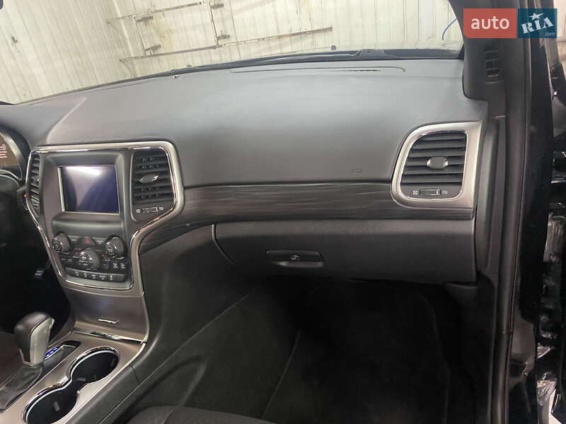 Позашляховик / Кросовер Jeep Grand Cherokee 2020 в Києві фото 16 Позашляховик / Кросовер Jeep Grand Cherokee 2020 в Києві