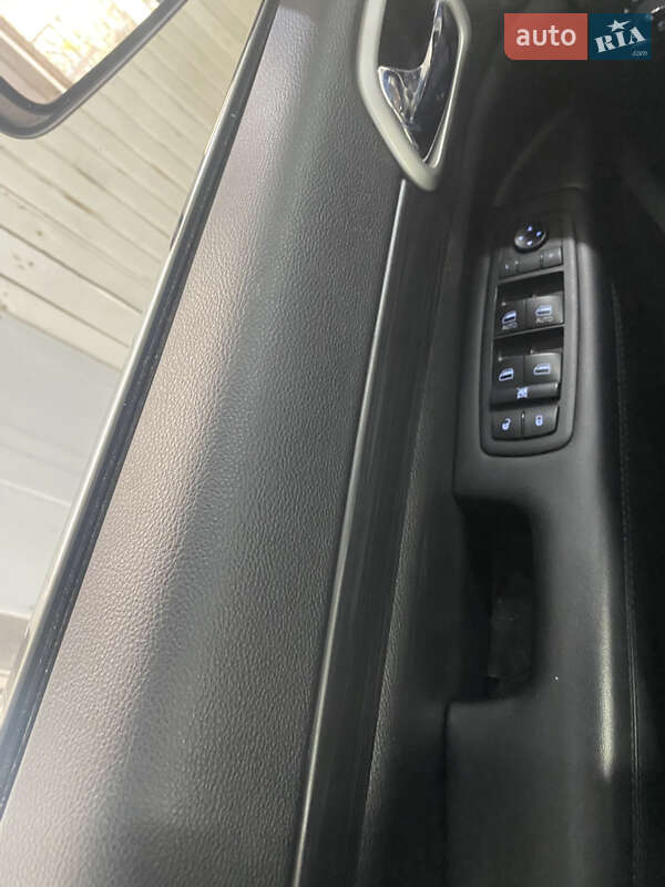 Позашляховик / Кросовер Jeep Grand Cherokee 2020 в Києві фото 21 Позашляховик / Кросовер Jeep Grand Cherokee 2020 в Києві