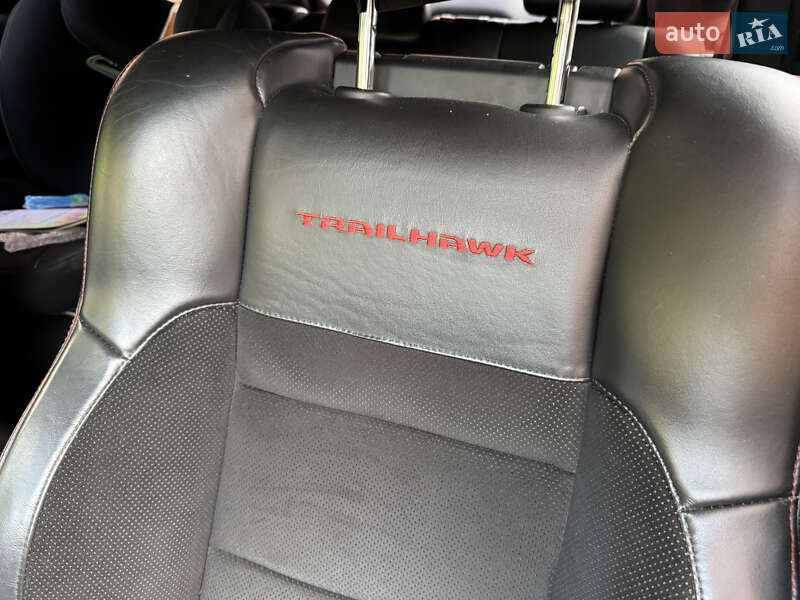 Позашляховик / Кросовер Jeep Grand Cherokee 2016 в Києві фото 26 Позашляховик / Кросовер Jeep Grand Cherokee 2016 в Києві