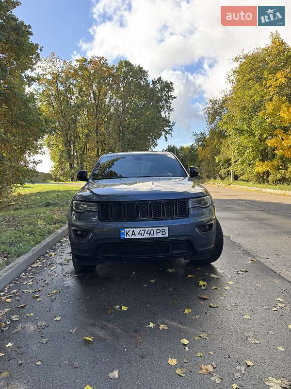 Внедорожник / Кроссовер Jeep Grand Cherokee 2020 в Киеве