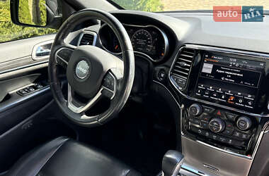 Внедорожник / Кроссовер Jeep Grand Cherokee 2021 в 