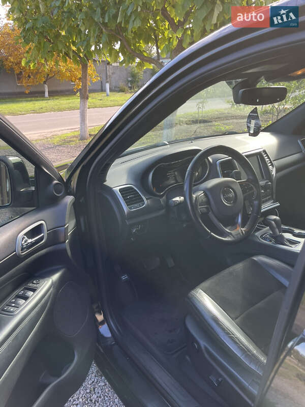 Внедорожник / Кроссовер Jeep Grand Cherokee 2017 в Вознесенске