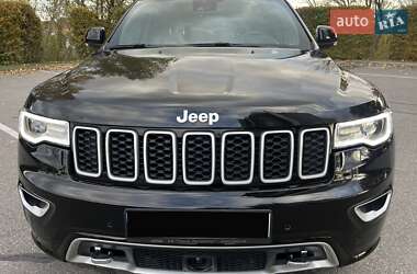Внедорожник / Кроссовер Jeep Grand Cherokee 2021 в 