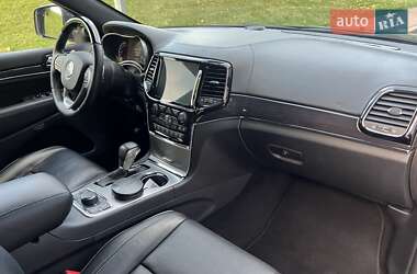 Внедорожник / Кроссовер Jeep Grand Cherokee 2021 в 