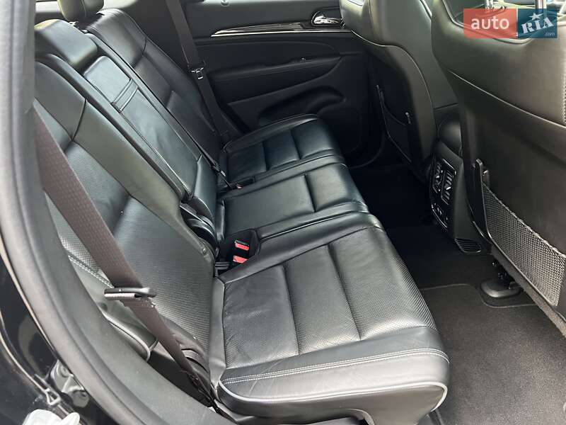 Внедорожник / Кроссовер Jeep Grand Cherokee 2021 в Киеве фото 24 Внедорожник / Кроссовер Jeep Grand Cherokee 2021 в Киеве