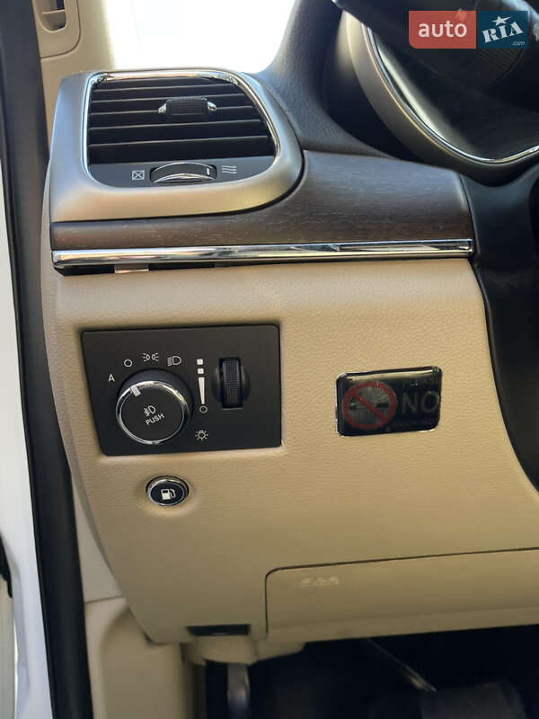 Внедорожник / Кроссовер Jeep Grand Cherokee 2015 в Одессе