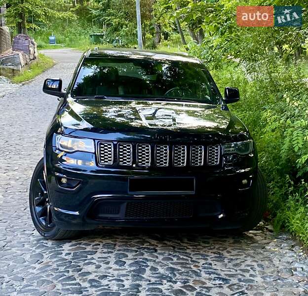 Внедорожник / Кроссовер Jeep Grand Cherokee 2018 в Киеве фото 10 Внедорожник / Кроссовер Jeep Grand Cherokee 2018 в Киеве