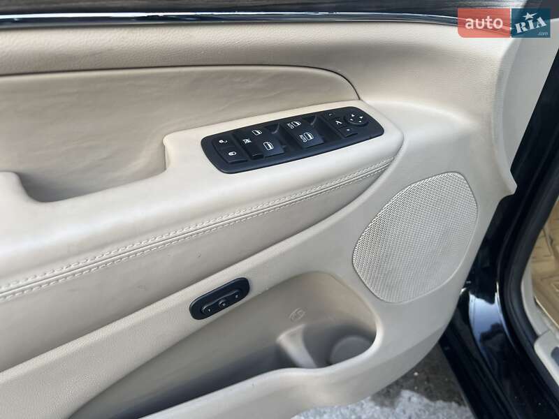 Внедорожник / Кроссовер Jeep Grand Cherokee 2017 в Харькове