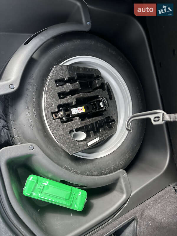 Внедорожник / Кроссовер Jeep Grand Cherokee 2016 в Львове фото 20 Внедорожник / Кроссовер Jeep Grand Cherokee 2016 в Львове