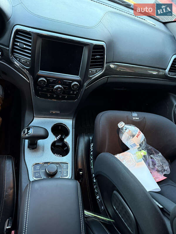 Позашляховик / Кросовер Jeep Grand Cherokee 2015 в Стрию фото 8 Позашляховик / Кросовер Jeep Grand Cherokee 2015 в Стрию