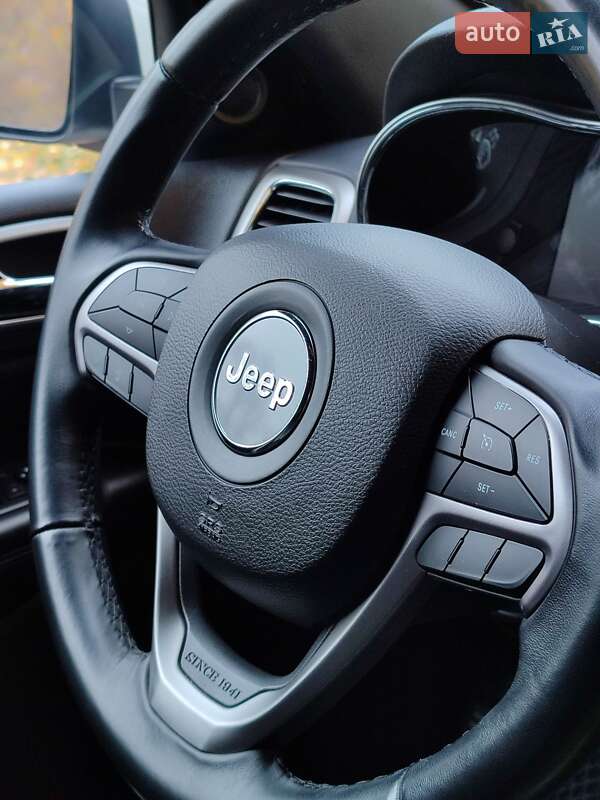 Внедорожник / Кроссовер Jeep Grand Cherokee 2019 в Виннице