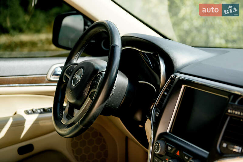 Внедорожник / Кроссовер Jeep Grand Cherokee 2013 в Тячеве фото 51 Внедорожник / Кроссовер Jeep Grand Cherokee 2013 в Тячеве