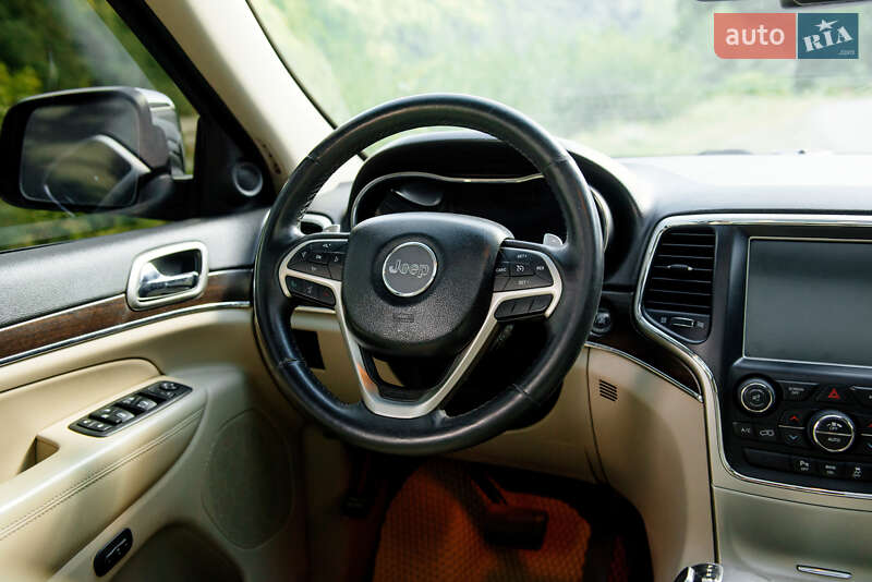 Внедорожник / Кроссовер Jeep Grand Cherokee 2013 в Тячеве фото 69 Внедорожник / Кроссовер Jeep Grand Cherokee 2013 в Тячеве