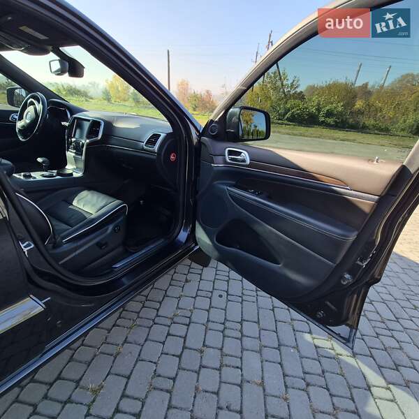 Внедорожник / Кроссовер Jeep Grand Cherokee 2014 в Львове фото 20 Внедорожник / Кроссовер Jeep Grand Cherokee 2014 в Львове