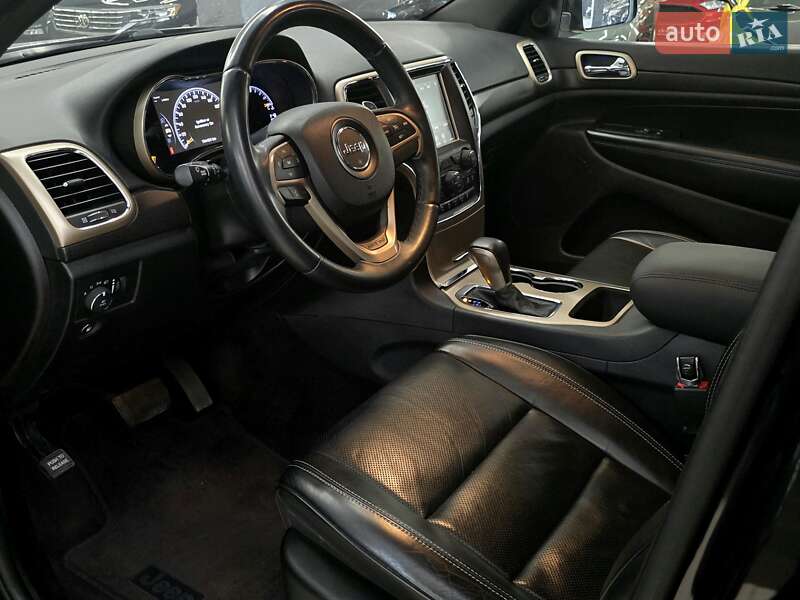 Внедорожник / Кроссовер Jeep Grand Cherokee 2016 в Николаеве фото 23 Внедорожник / Кроссовер Jeep Grand Cherokee 2016 в Николаеве