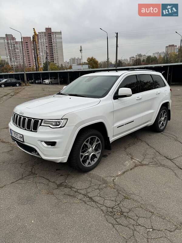 Внедорожник / Кроссовер Jeep Grand Cherokee 2019 в Киеве фото 3 Внедорожник / Кроссовер Jeep Grand Cherokee 2019 в Киеве