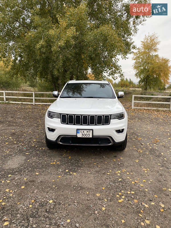 Внедорожник / Кроссовер Jeep Grand Cherokee 2018 в Черкассах
