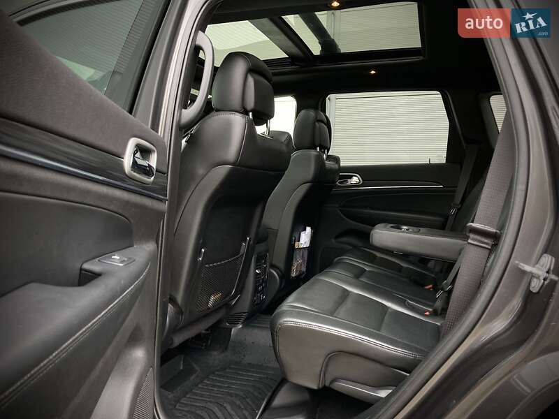 Внедорожник / Кроссовер Jeep Grand Cherokee 2019 в Киеве фото 10 Внедорожник / Кроссовер Jeep Grand Cherokee 2019 в Киеве
