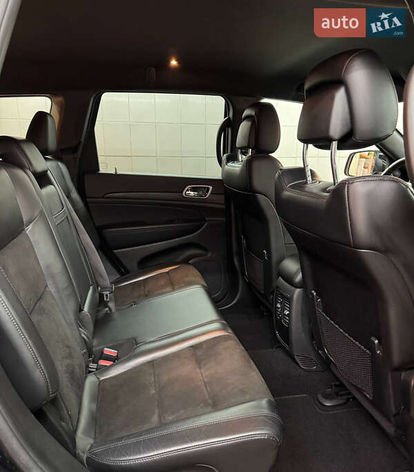 Внедорожник / Кроссовер Jeep Grand Cherokee 2021 в Киеве фото 32 Внедорожник / Кроссовер Jeep Grand Cherokee 2021 в Киеве