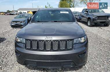 Внедорожник / Кроссовер Jeep Grand Cherokee 2018 в 