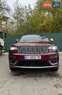 Внедорожник / Кроссовер Jeep Grand Cherokee 2017 в Киеве