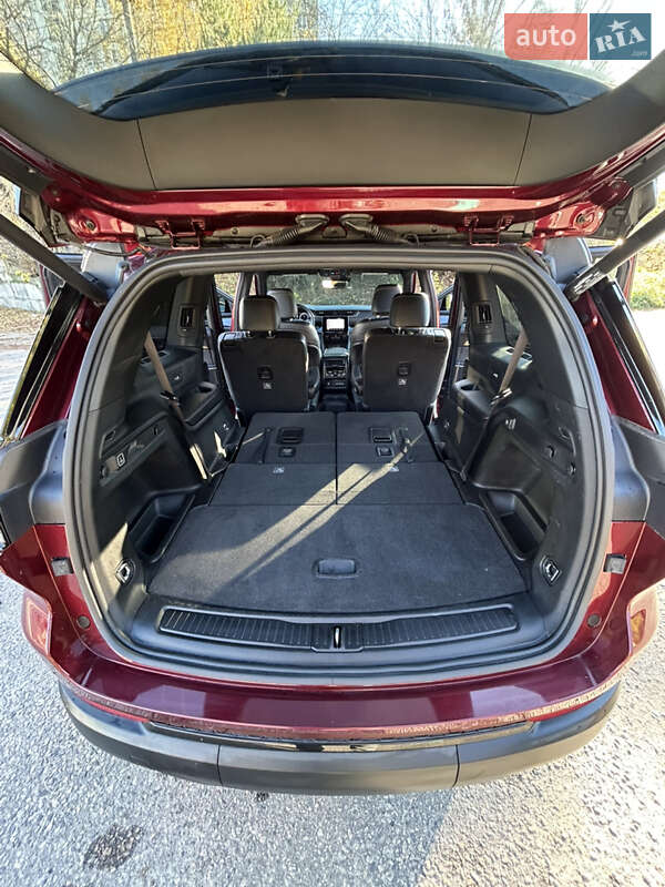 Внедорожник / Кроссовер Jeep Grand Cherokee 2021 в Киеве