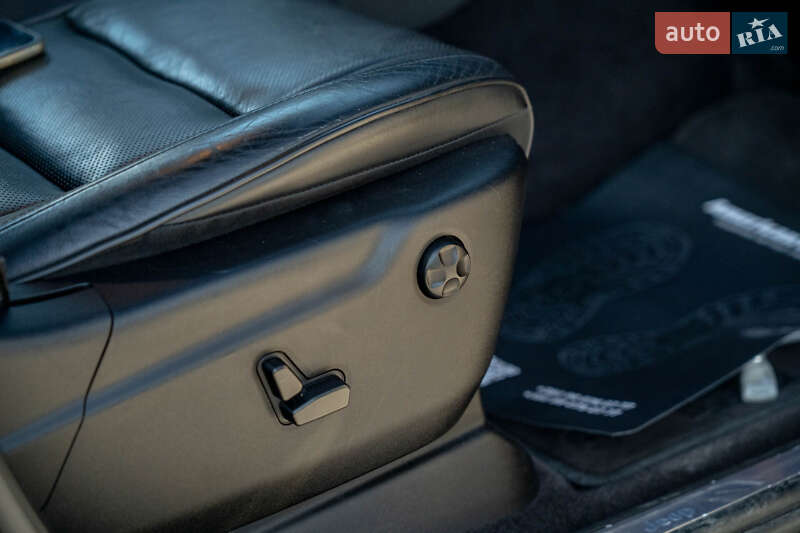 Внедорожник / Кроссовер Jeep Grand Cherokee 2016 в Черновцах фото 33 Внедорожник / Кроссовер Jeep Grand Cherokee 2016 в Черновцах