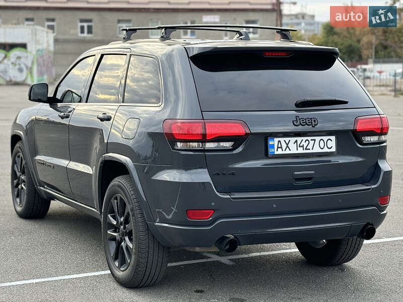 Внедорожник / Кроссовер Jeep Grand Cherokee 2017 в Харькове фото 12 Внедорожник / Кроссовер Jeep Grand Cherokee 2017 в Харькове