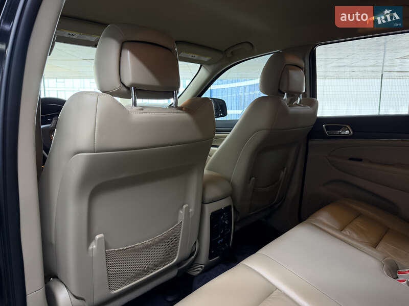 Внедорожник / Кроссовер Jeep Grand Cherokee 2015 в Одессе фото 23 Внедорожник / Кроссовер Jeep Grand Cherokee 2015 в Одессе