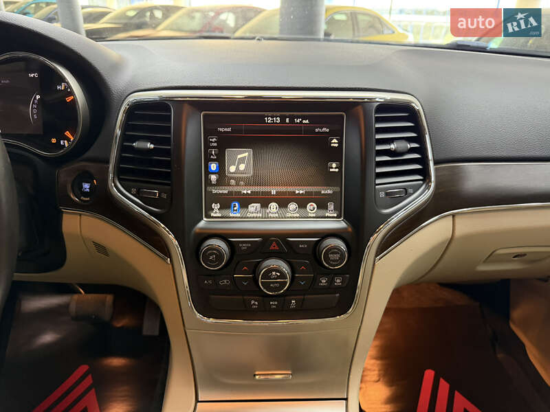 Внедорожник / Кроссовер Jeep Grand Cherokee 2015 в Одессе фото 27 Внедорожник / Кроссовер Jeep Grand Cherokee 2015 в Одессе