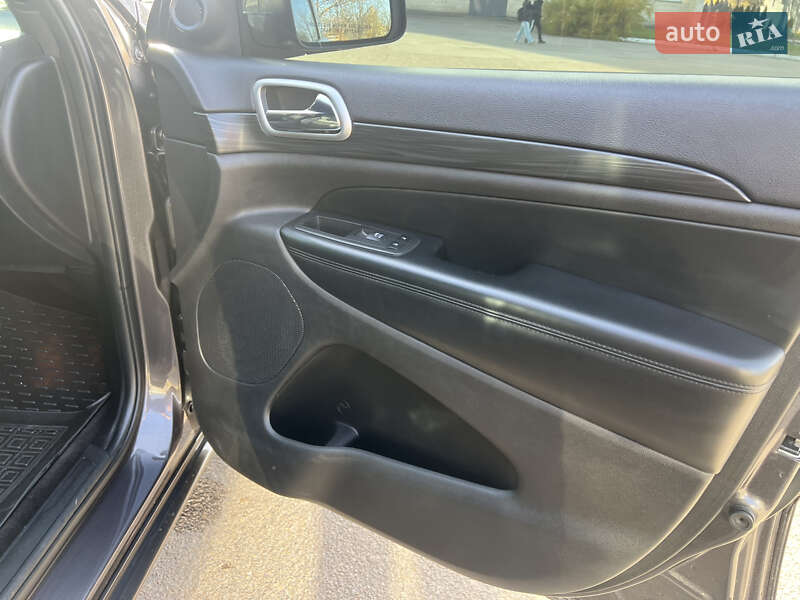 Внедорожник / Кроссовер Jeep Grand Cherokee 2018 в Броварах